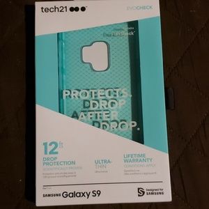 NIB Galaxy S9 cell phone case